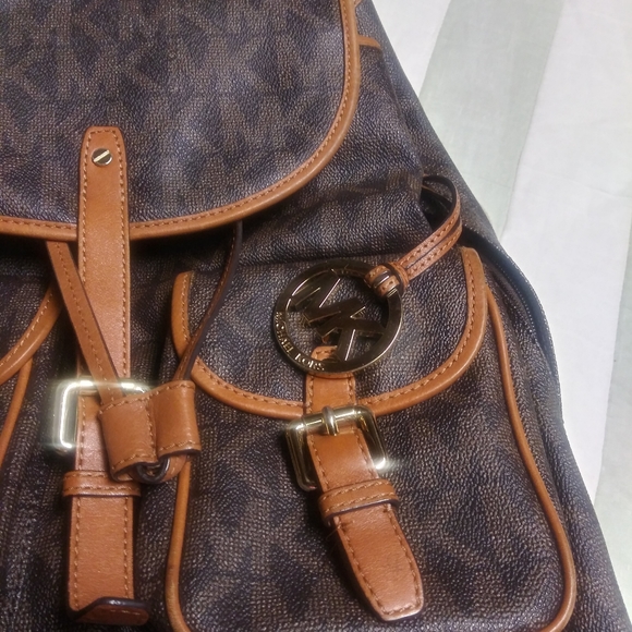 MK backpack - Picture 11 of 13